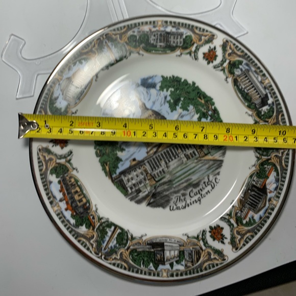 The Capital of Washington D.C. Souvenir Plate 10 Inches Colorful Gold Rimmed - Picture 14 of 14